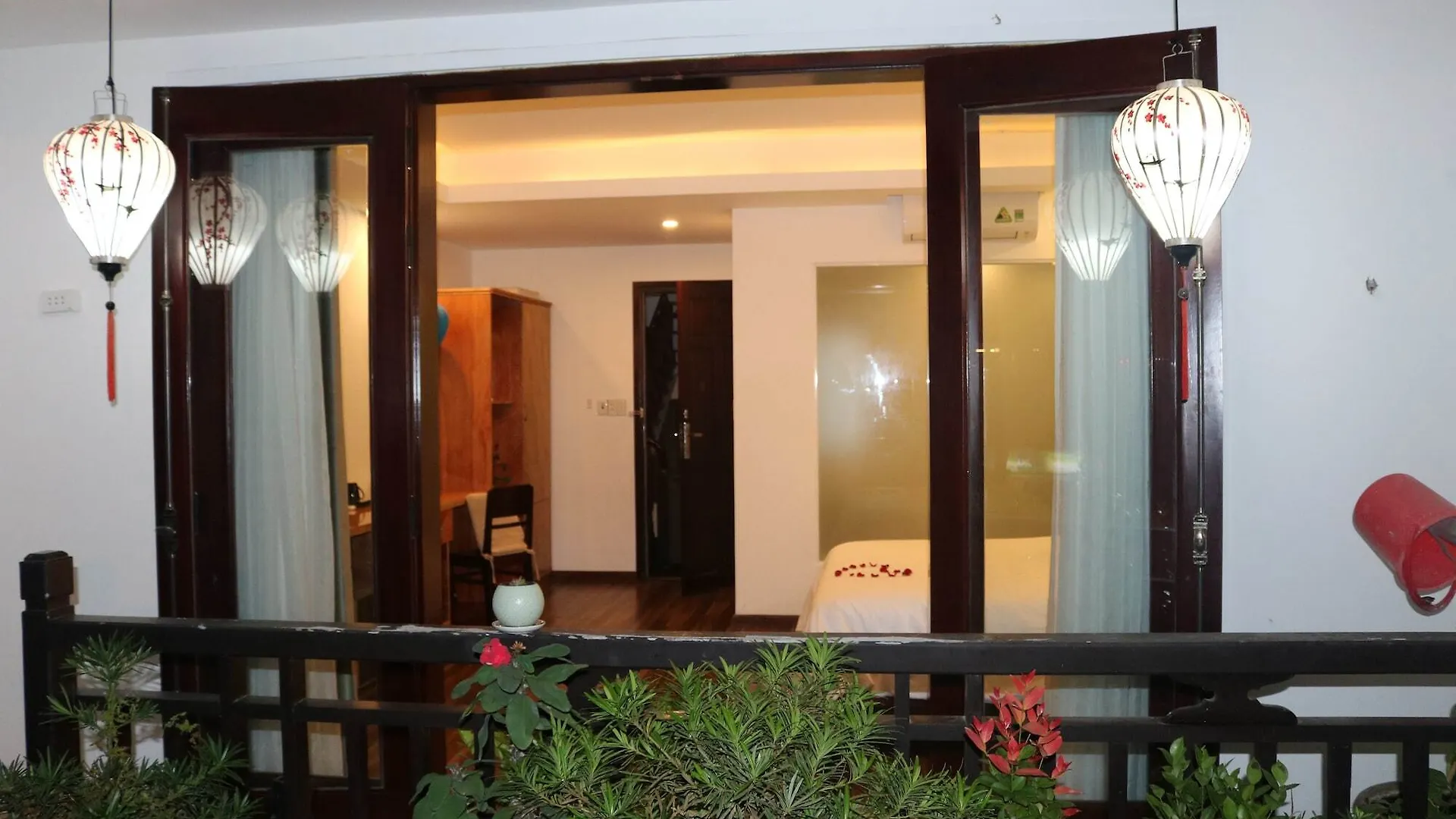Japan Nguyen Bed & Breakfast Hoi An Vietnam